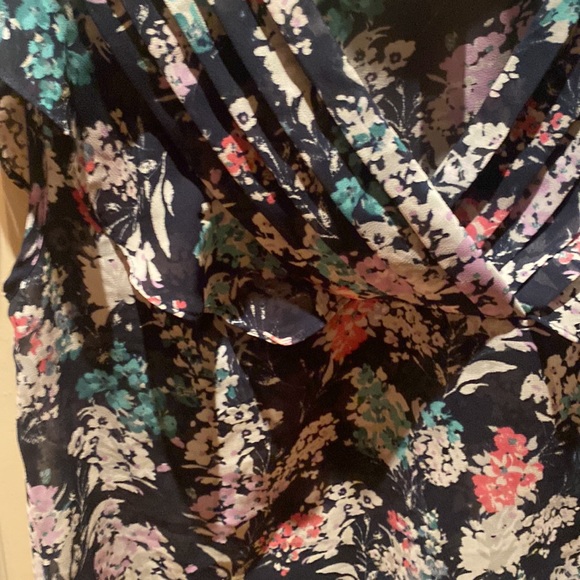 LOFT Mixed Media Floral Ruffle Shell - Navy, Pink, Teal and White- Like New! - Picture 5 of 6
